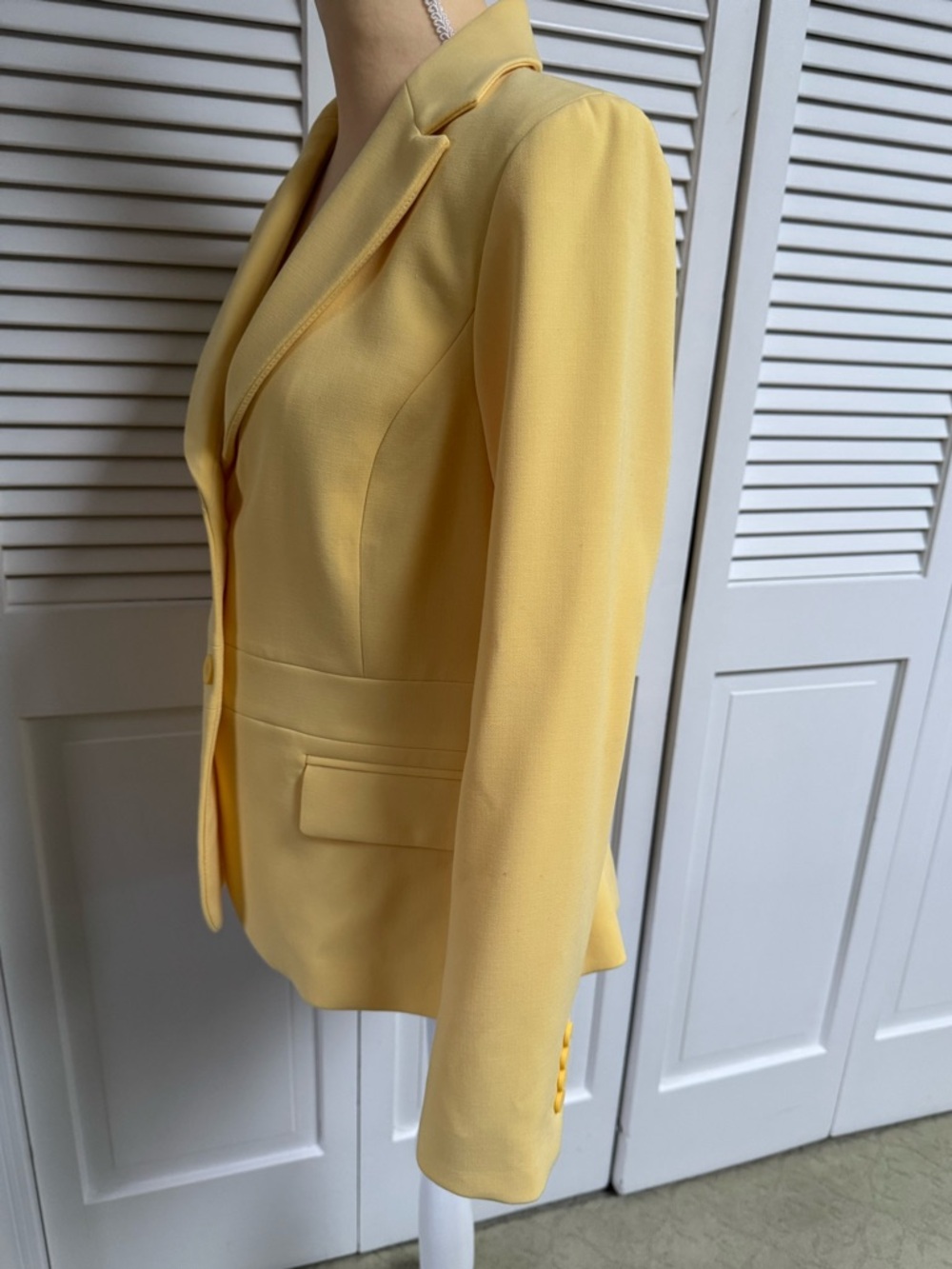 New York & Company Lemon Yellow Tailored Blazer Size 12 New without tags - Picture 2 of 7